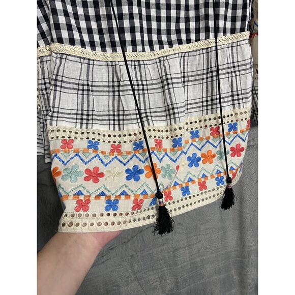 Anthropologie Daniel Rainn Penelope M Embroidered Top Floral Boho Dainty Vented - Picture 3 of 11